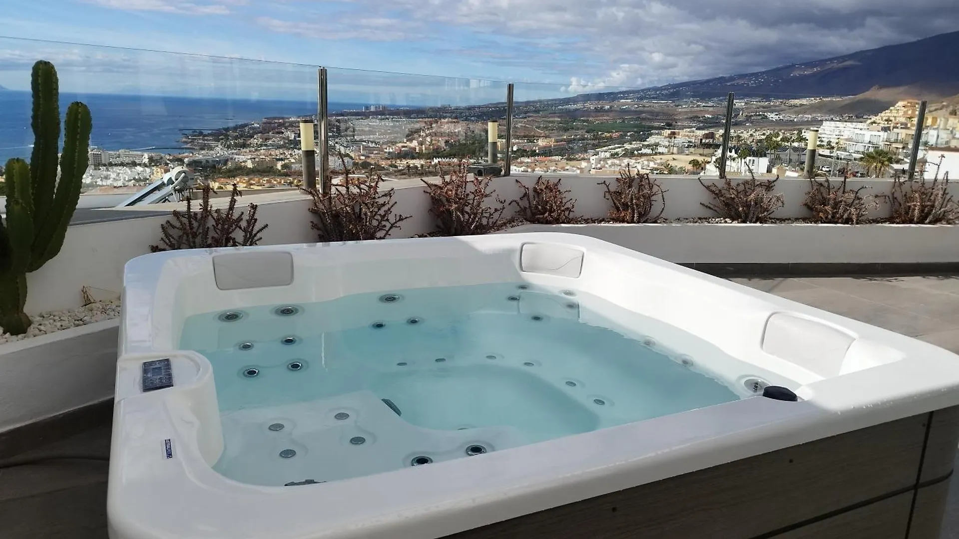 Sunset White Villa - Ocean View, Jakuzzi, Heated Pool, Air-Conditioning, Grill Πλάγια ντε λας Αμέρικας