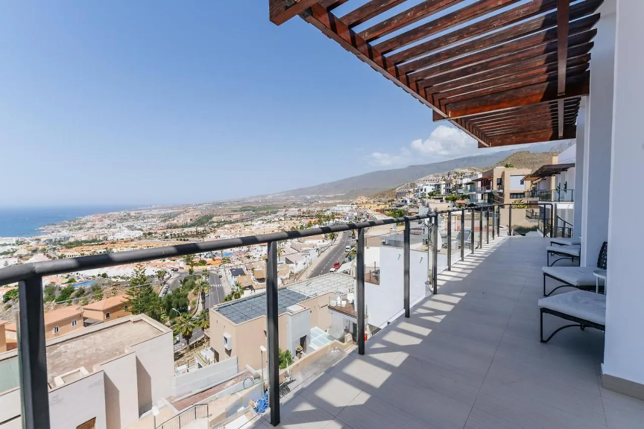 Sunset White Villa - Ocean View, Jakuzzi, Heated Pool, Air-Conditioning, Grill Playa de las Americas   Playa de las Americas (Tenerife)