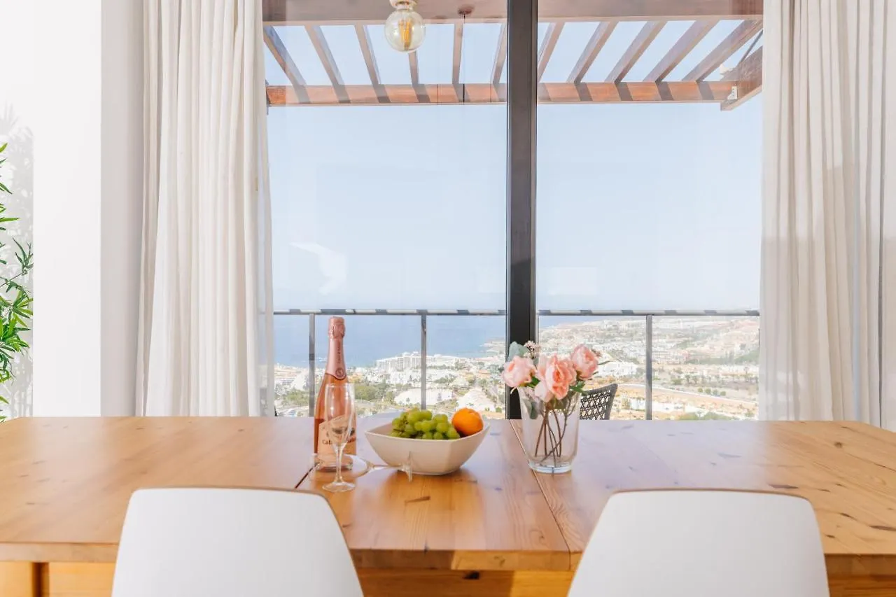 Sunset White Villa - Ocean View, Jakuzzi, Heated Pool, Air-Conditioning, Grill Playa de las Americas